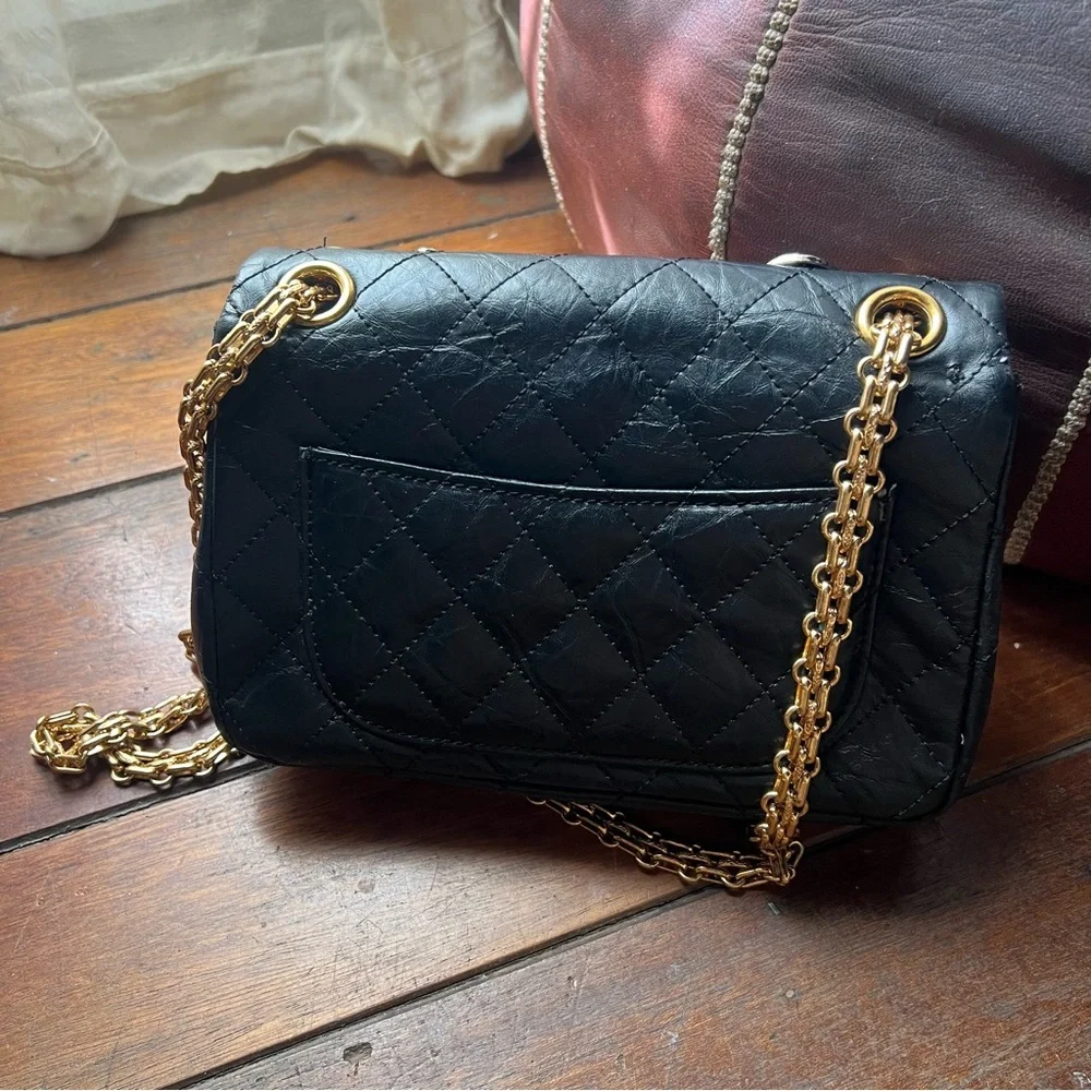 Rare CHANEL Casino Charm Black Quilted Bag with Gold Chain - Picture 6 of 16